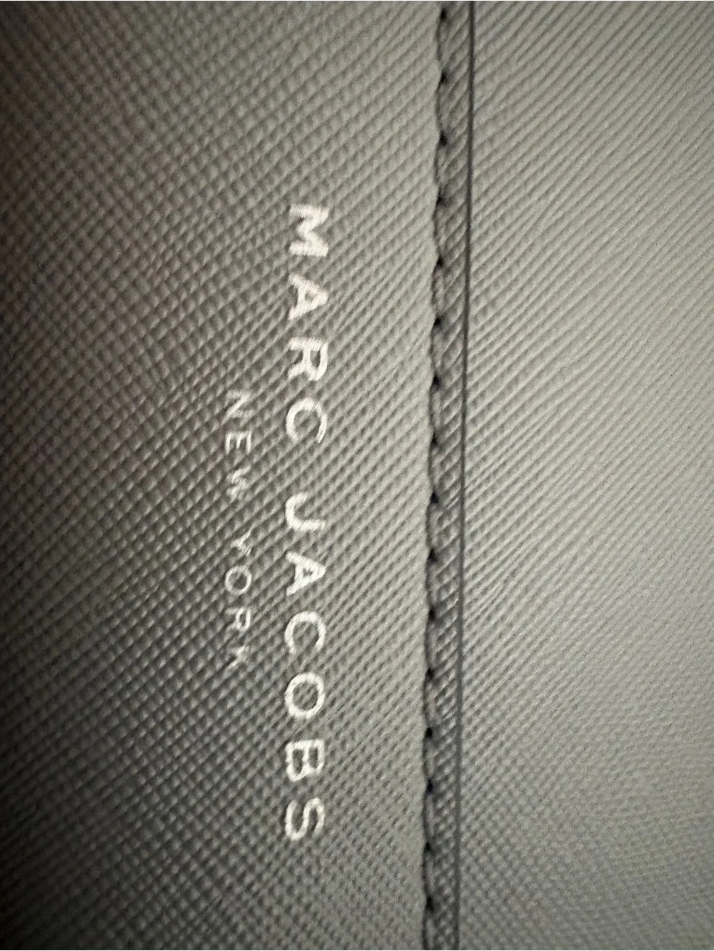 Marc Jacobs compact wristlet